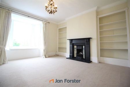 2 Bedroom Apartment - First Floor - Photo 2
