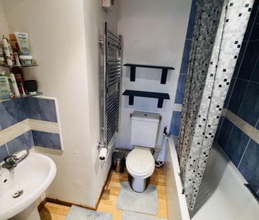 1 bedroom flat to rent - Photo 6