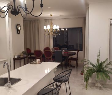 Melton South - Photo 5