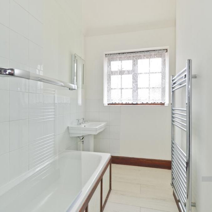 1 bedroom semi-detached house to rent - Photo 1