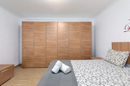 Calle Ramón de Rocafull, Valencia, Valencian Community 46011 - Photo 3