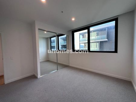 3Bedrooms, 2Bathrooms - Photo 3