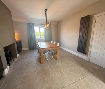 4 bedroom end of terrace house to rent - Photo 3