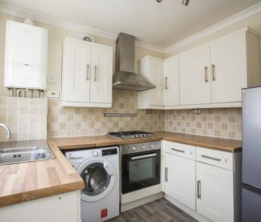 2 bedroom apartment to rent - Photo 2