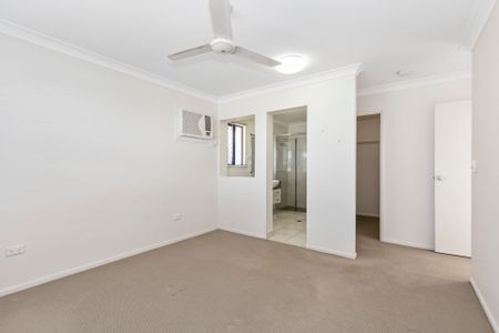 Space&comma; Family and Lifestyle in Mind&excl; - Photo 2