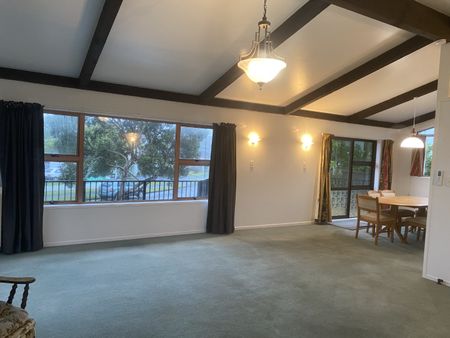 6 Rennell Street, Frankleigh Park - Photo 3