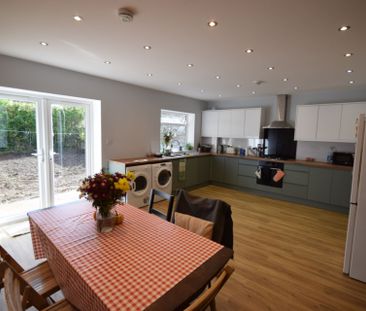 5 Bedroom House To Rent in Winton - £2,900 pcm Tenancy Info - Photo 4