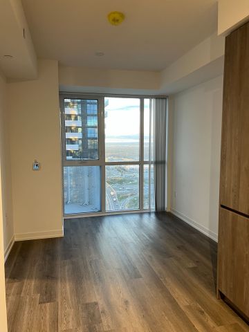 For Lease - 8 Interchange Way Unit# 4201, Vaughan, Ontario - Photo 2