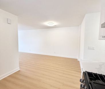 For Lease - 19 Arrowsmith Avenue Unit# 4, Toronto, Ontario - Photo 2