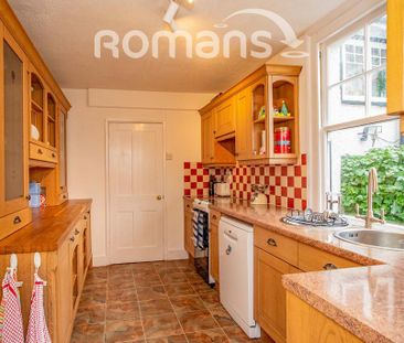 4 bedroom terraced house to rent - Photo 6