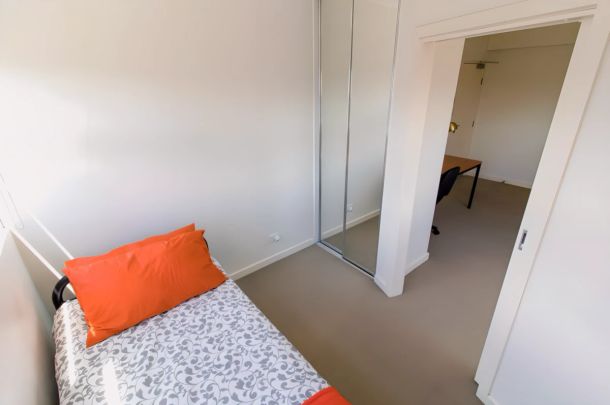 51 Garden Street, Melbourne - Photo 1