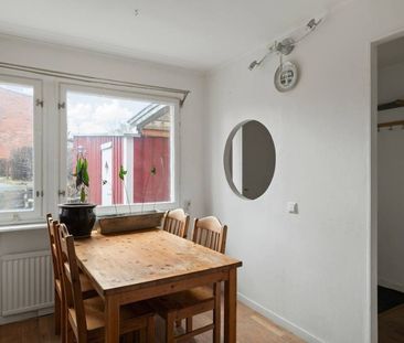 Järfälla - 4rok - tillsv - 18.400kr/mån - Photo 2