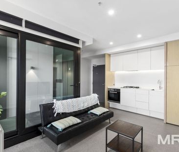 1704/8 Pearl River Road, Docklands - Photo 4