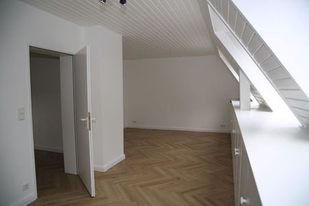 130mÂ² Maisonette-Wohnung in bevorzugter Lage, 3,5-Zimmer, Balkon, ruhige Seitenstrasse, zentral. - Foto 2