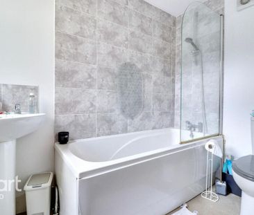 2 bedroom flat to rent - Photo 6