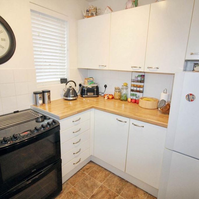 2 bedroom detached house to rent - Photo 1