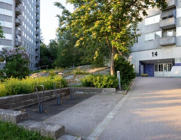 Norra Dragspelsgatan 14 - Photo 1