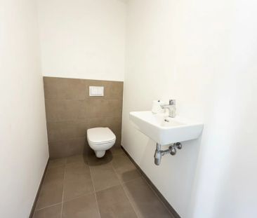 Moderne 2-Zi -Wohnung mit Balkon - Foto 4