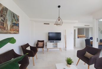 LONG TERM RENTAL. 3 bedroom penthouse apartment for rent with large own large terrace