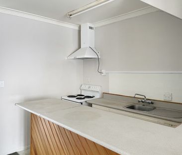 Convenient Terrace Living - Photo 1