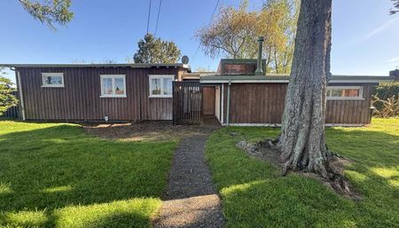 CLOSE TO CAMBRIDGE EAST SCHOOLS - Photo 4