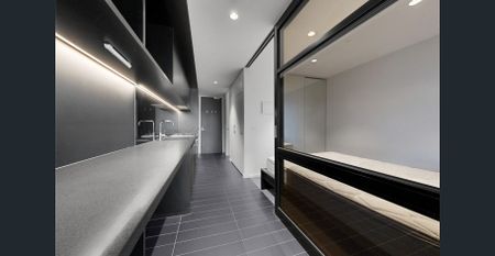 Stylish Furnished Apartment - Photo 5