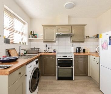 Wilton Hill Court, Redhill, RH1 - Photo 4