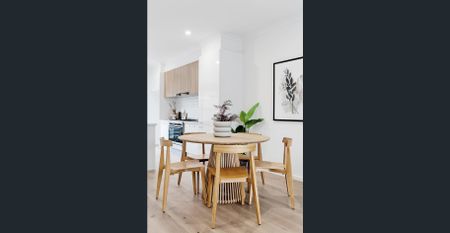 Amazing first class finishes and great location - Photo 4