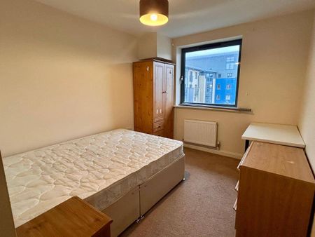 4 bedroom townhouse to rent - Photo 5