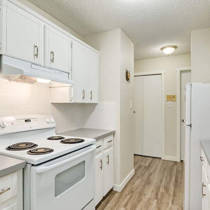 2 Bedroom - Photo 1
