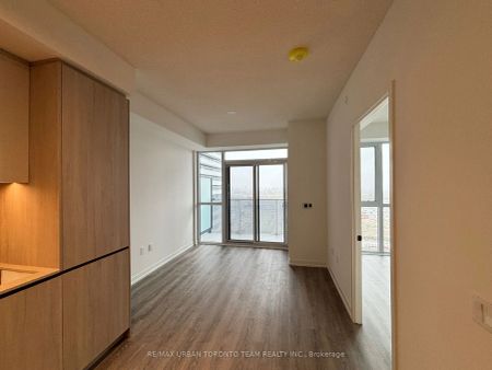 8 Interchange Way #1911 - Photo 2