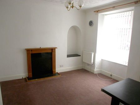 1 bedroom ground floor flat to rent - Photo 4