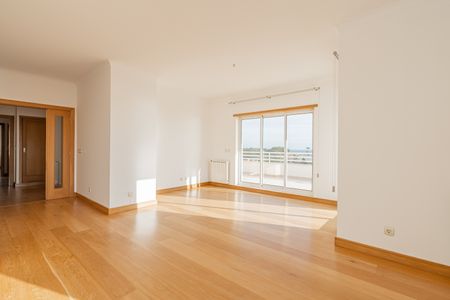 Apartamento T2 Jardins da Parede vista mar e terraço DISPONÍVEL 01/03/2026 - Photo 5