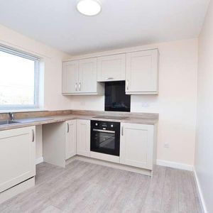 South View, Hazlerigg, Newcastle Upon Tyne, NE13 - Photo 3