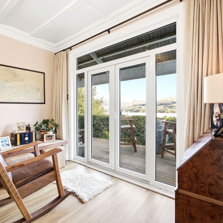 Lyttelton, 3 bedrooms - Photo 1