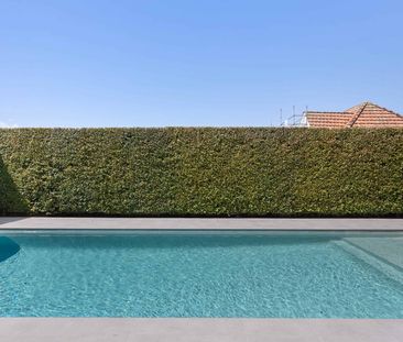 Refined Family Living on Prestigious Victoria Avenue - Photo 5