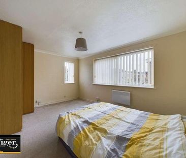 Rawcliffe Street, Blackpool, FY4 - Photo 4