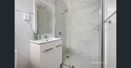 ONE BEDROOM APARTMENT IN RICHMONDS BEST POCKET! - Photo 5