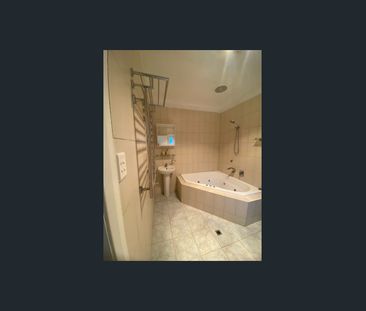 Rural living at its best in the beautiful foothills of Adelaide - Photo 4