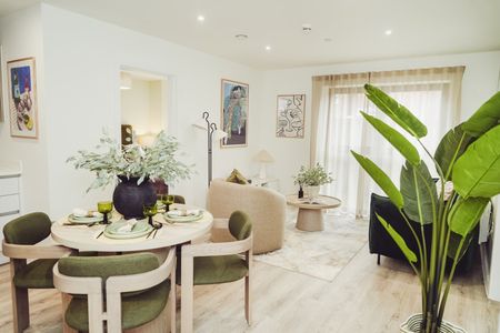 Goodwin Close - Photo 2