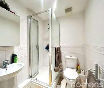 St. Catherines Wood, Camberley, Surrey, GU15 - Photo 2