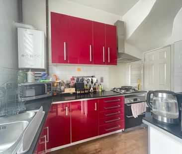 2 bedroom terraced house to rent - Photo 3