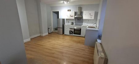 1 bedroom flat to rent - Photo 4