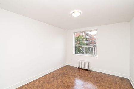 55 Eccleston Drive - Photo 4