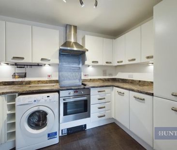 2 bedroom Flat To Let - Photo 6