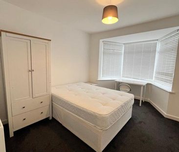 5 bedroom semi-detached house to rent - Photo 5