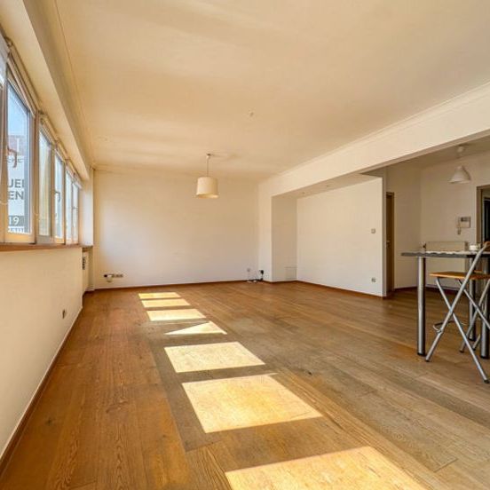 Appartement te huur - Photo 1