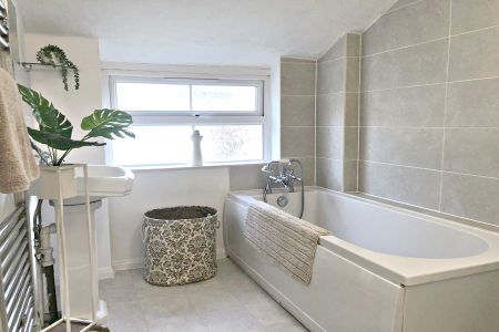 2 bedroom property to rent - Photo 5