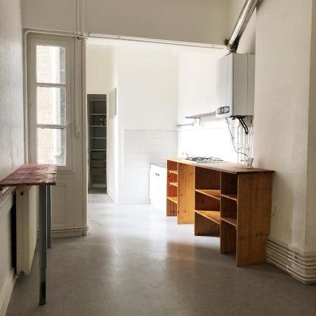 : Appartement 105.21 m² à SAINT-ETIENNE - Photo 1