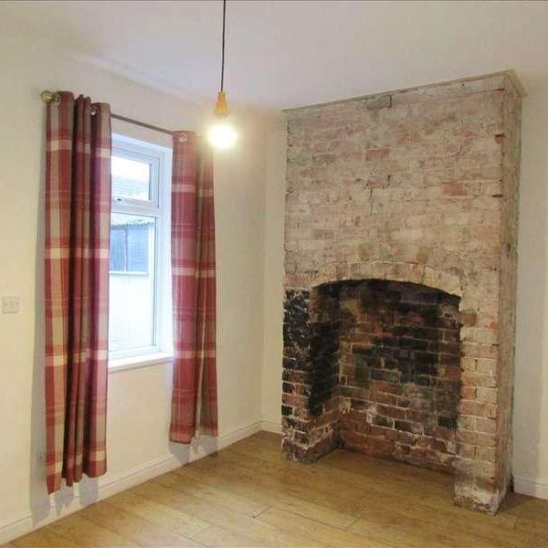 Bottesford Road, Scunthorpe, DN16 - Photo 1